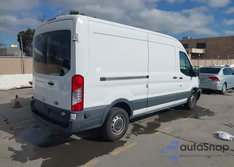 2015 Ford Transit-250 z USA, uszkodzony, nr VIN 1FTNR2CG4FKA41180